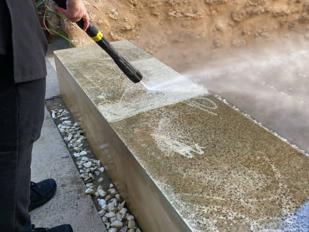 Best Sidewalk Pressure Washing  in Burien, WA