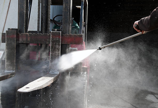 Best Deck Cleaning Services  in Burien, WA