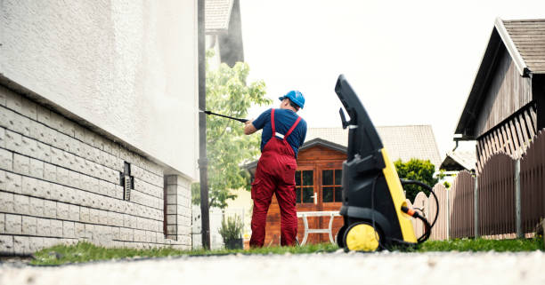 Best Garage Pressure Washing  in Burien, WA